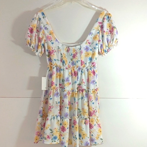 B. Smart Floral Pattern Dress Size 0 - Picture 7 of 13